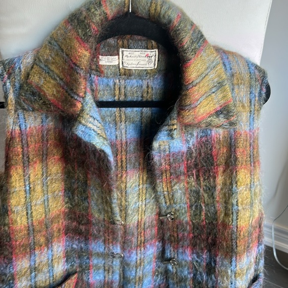 Vintage Andrew Stewart Mohair/Wool Multicolour Sleeveless Vest Woven in Scotland - Picture 5 of 16